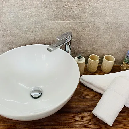 Neues Haus Mit Beheiztem Pool *