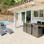 Neues Haus Mit Beheiztem Pool Brunella