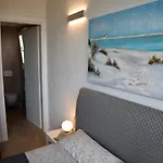 Neues Haus Mit Beheiztem Pool * Brunella