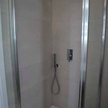 Neues Haus Mit Beheiztem Pool Prázdninový dům